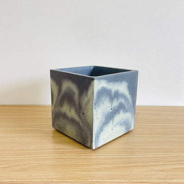 STEP 3 - Pick 1x MEDIUM size mold!