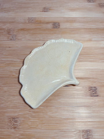 * Seconds Sale * Ginkgo Leaf Tray without Stem